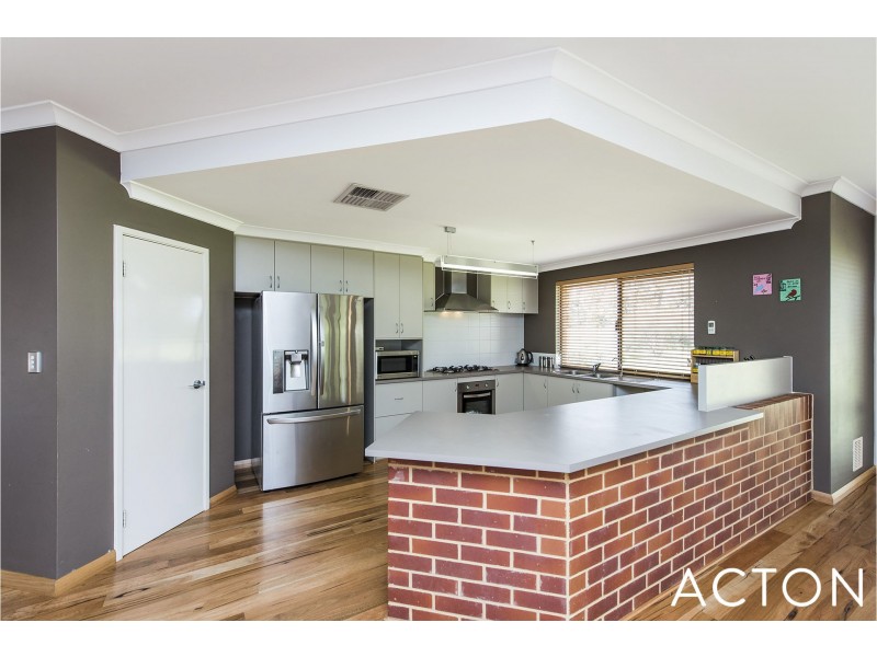 64 Rangeview Loop, Serpentine WA 6125