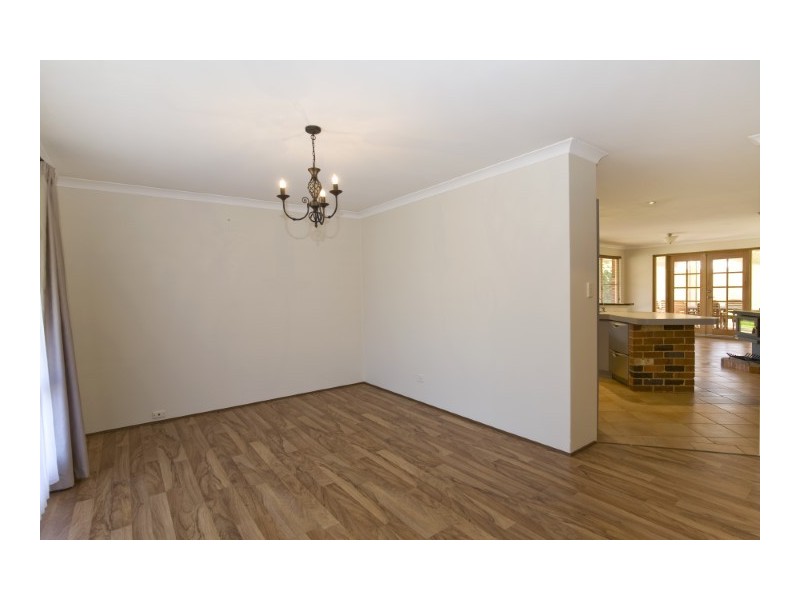 2 Sunderland Close, Greenfields WA 6210