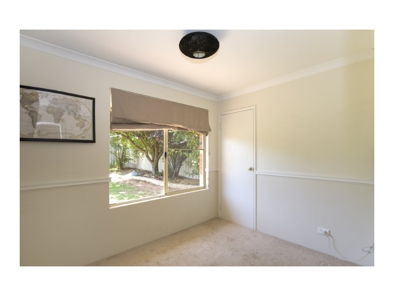 2 Sunderland Close, Greenfields WA 6210