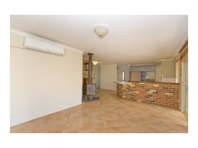 2 Sunderland Close, Greenfields WA 6210