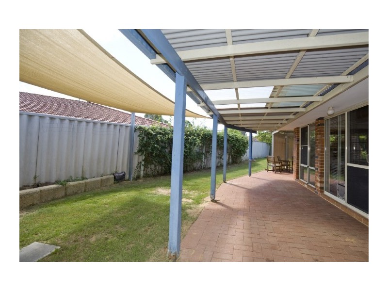 2 Sunderland Close, Greenfields WA 6210