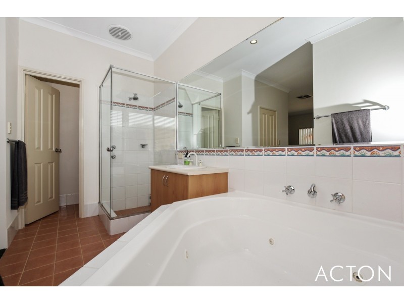 58 Quandong Parkway, Halls Head WA 6210
