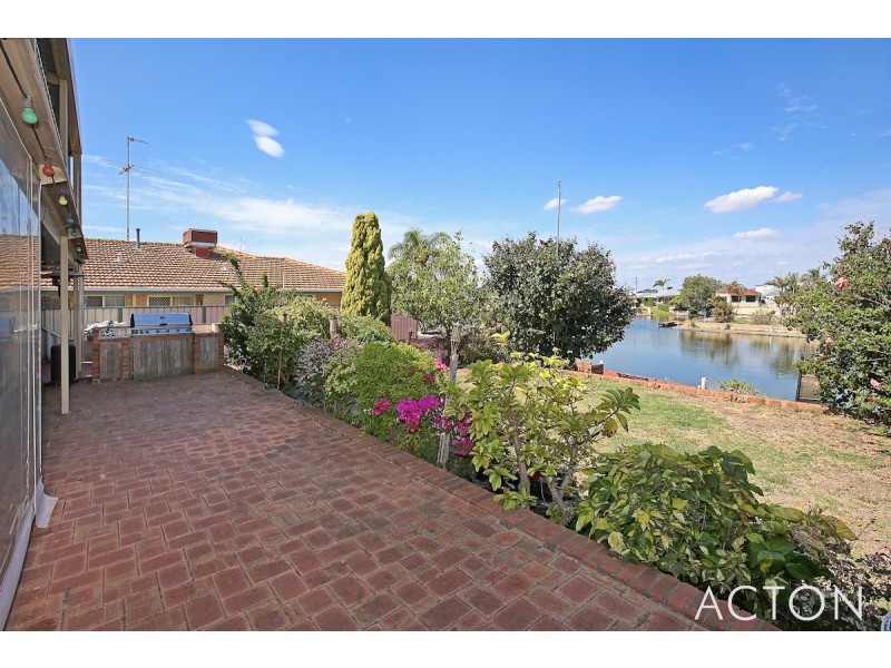 4 Oomoo Place, South Yunderup WA 6208