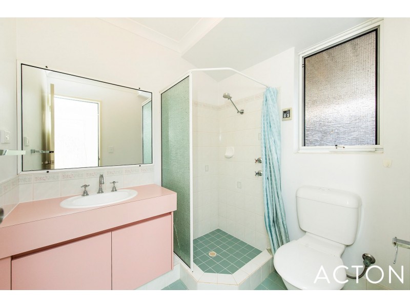 8 Kingfisher Drive, North Yunderup WA 6208