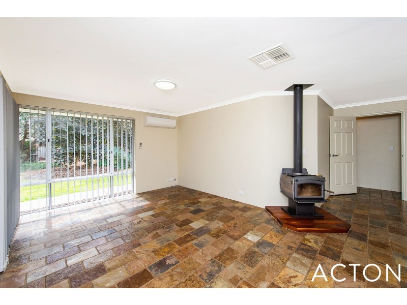 8 Kingfisher Drive, North Yunderup WA 6208