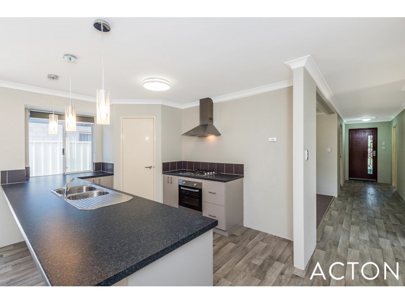 12 Carey Street, Pinjarra WA 6208