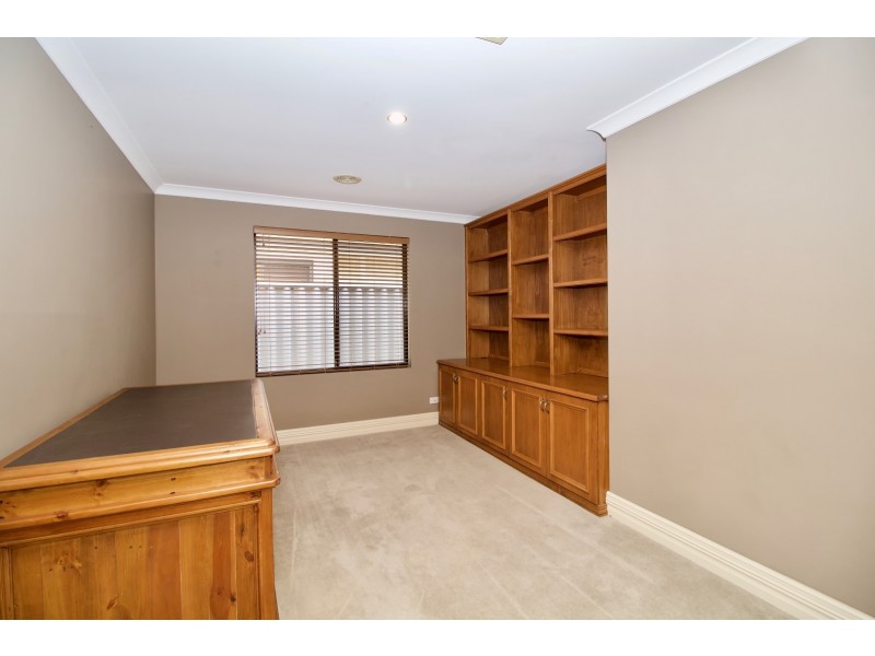 8 Lomandra View, Baldivis WA 6171