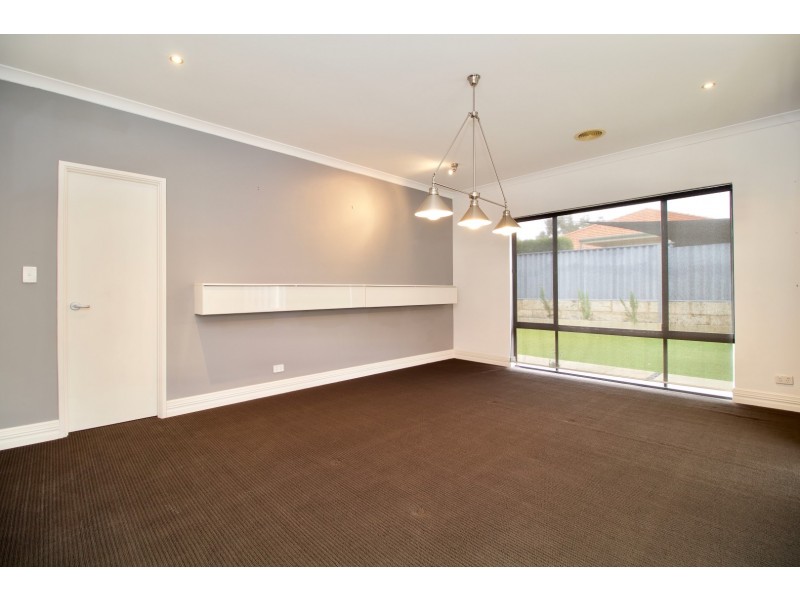8 Lomandra View, Baldivis WA 6171