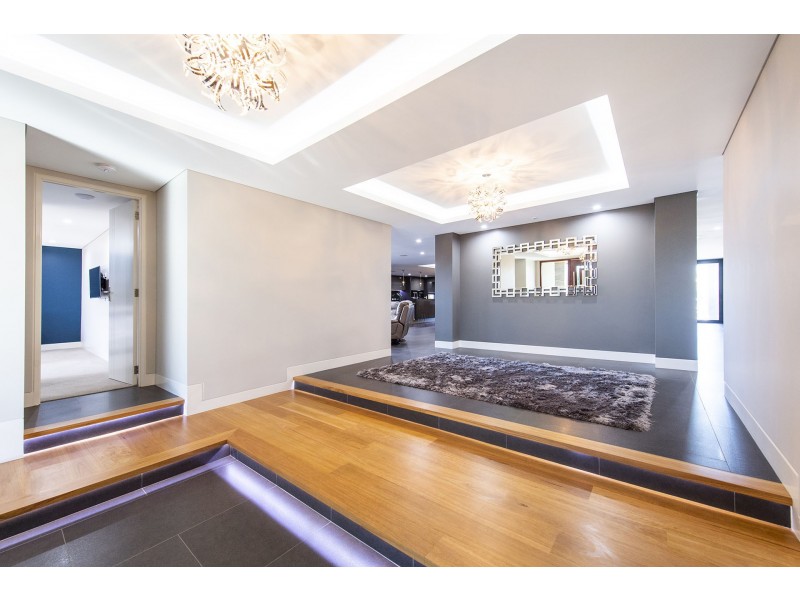 2 Cambria Island Retreat, Halls Head WA 6210