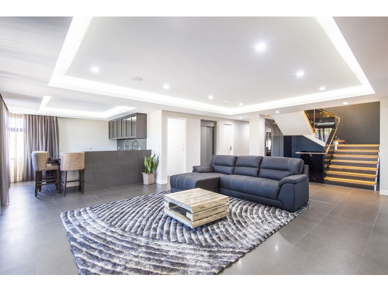 2 Cambria Island Retreat, Halls Head WA 6210