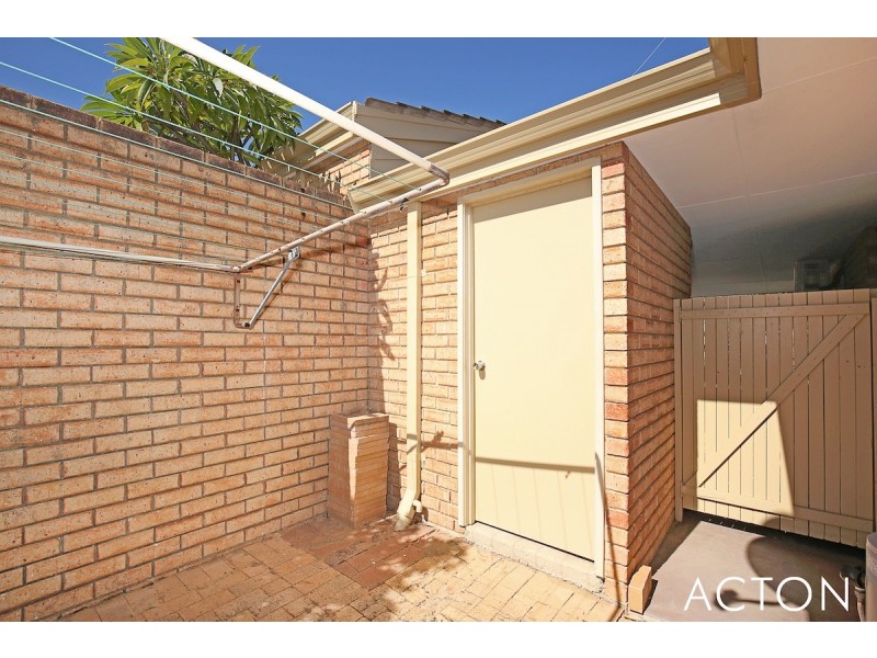 8/7 Kilkenny Gardens, Halls Head WA 6210
