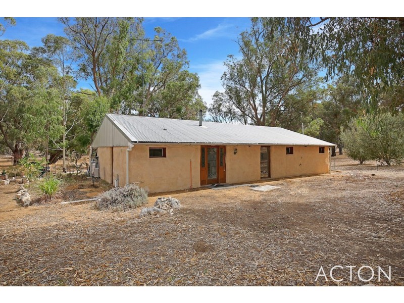 17 Dods Retreat, Lake Clifton WA 6215