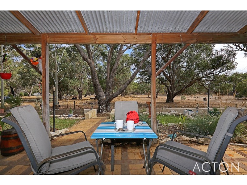 17 Dods Retreat, Lake Clifton WA 6215