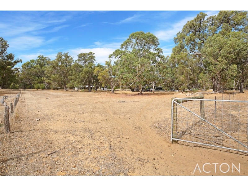 17 Dods Retreat, Lake Clifton WA 6215