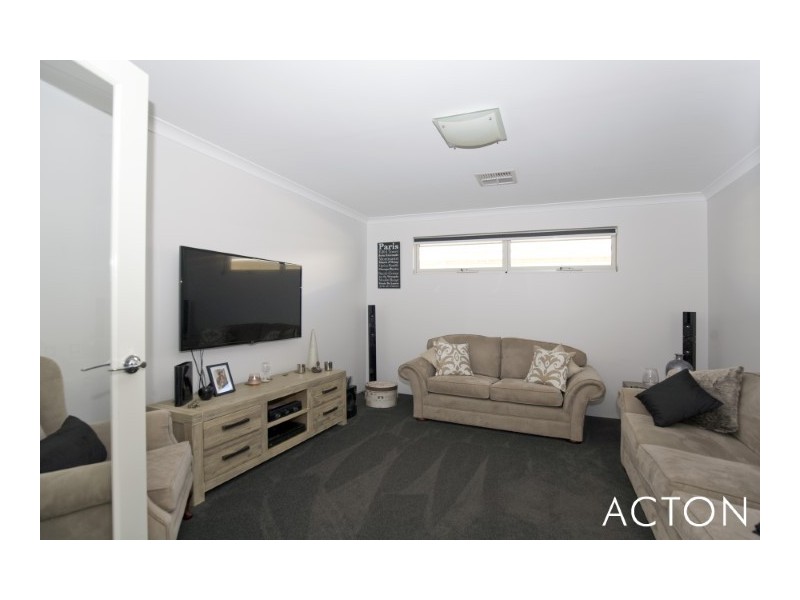 5 Sparrowhawk Way, Erskine WA 6210