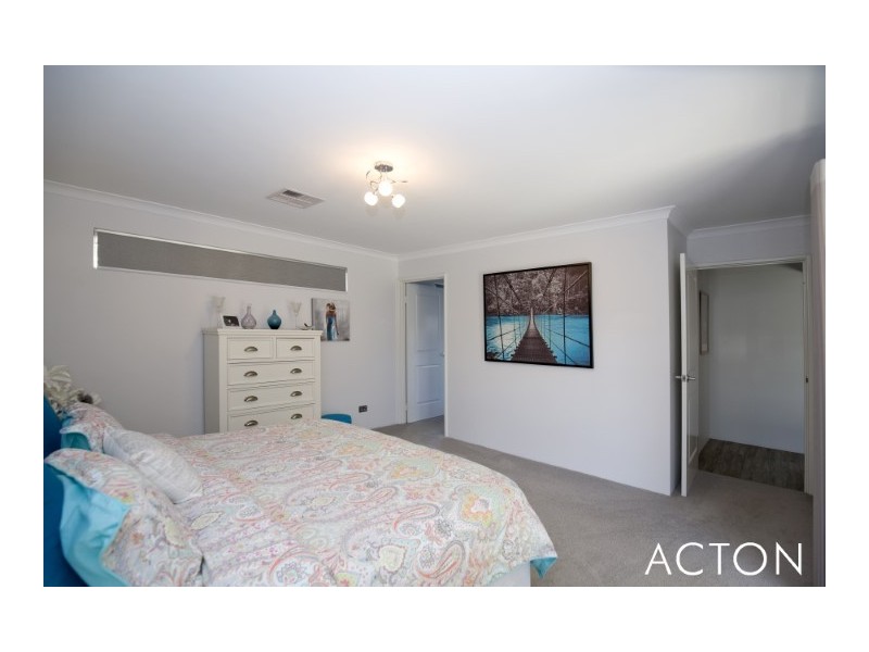 5 Sparrowhawk Way, Erskine WA 6210