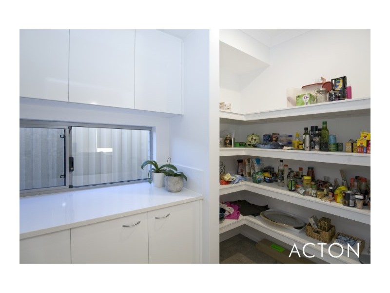 88 Murray River Drive, South Yunderup WA 6208