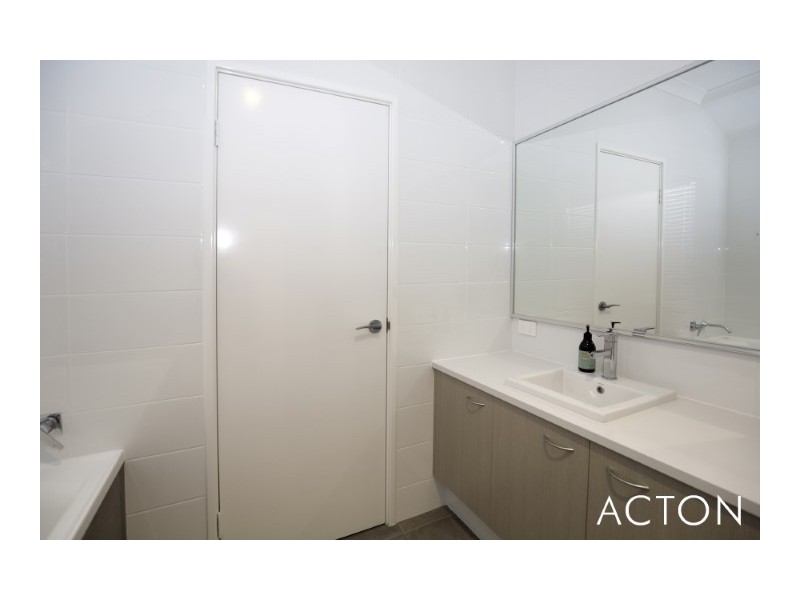 88 Murray River Drive, South Yunderup WA 6208