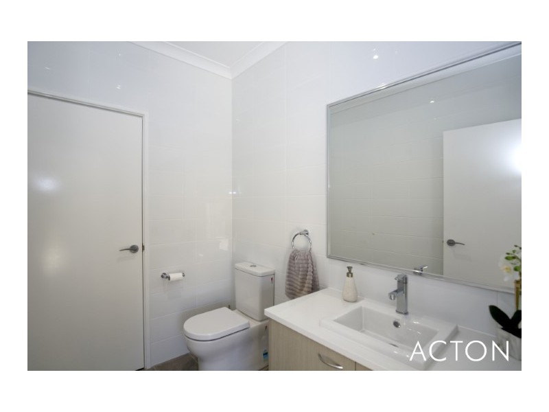 88 Murray River Drive, South Yunderup WA 6208