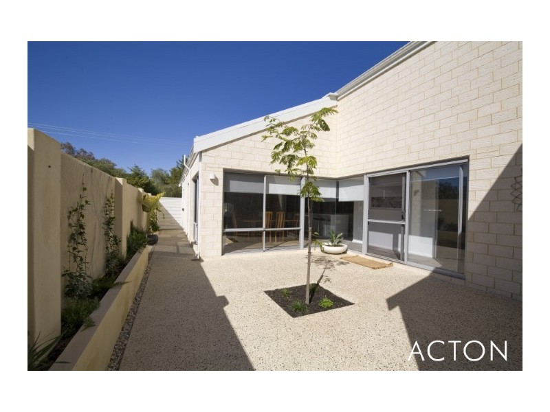 88 Murray River Drive, South Yunderup WA 6208