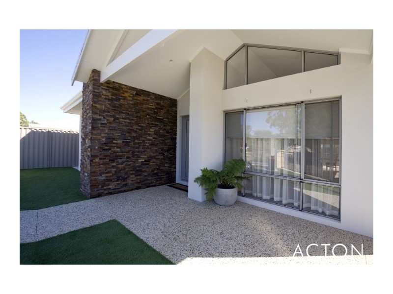 88 Murray River Drive, South Yunderup WA 6208