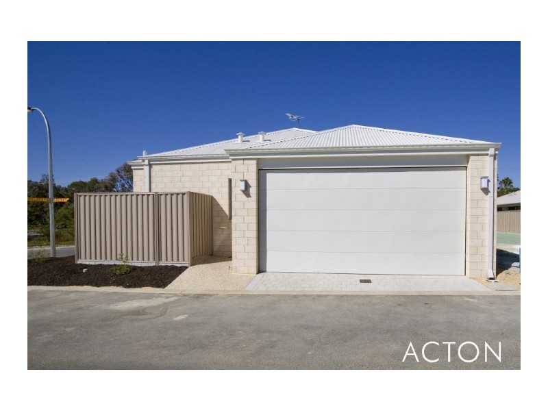 88 Murray River Drive, South Yunderup WA 6208