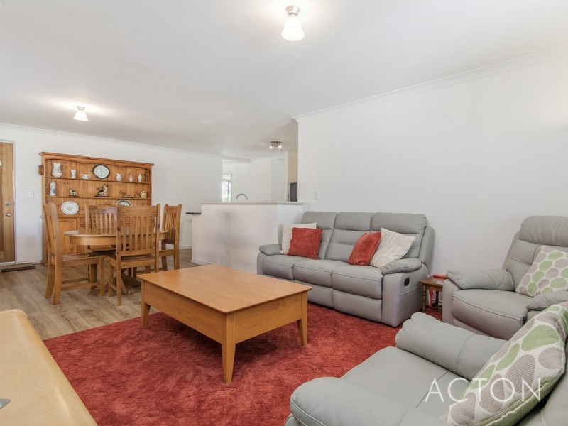 12 Carcoola Avenue, Pinjarra WA 6208