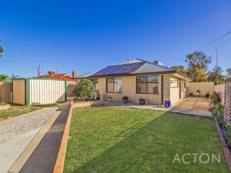 12 Carcoola Avenue, Pinjarra WA 6208