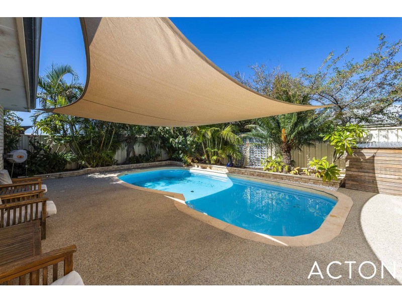 16 Dias Pass, Dudley Park WA 6210