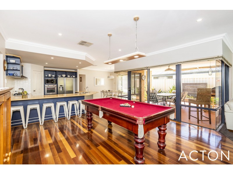 16 Dias Pass, Dudley Park WA 6210