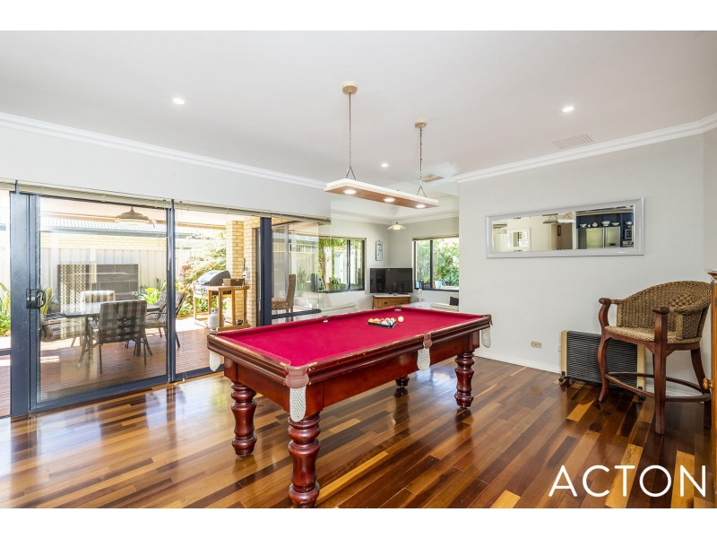 16 Dias Pass, Dudley Park WA 6210