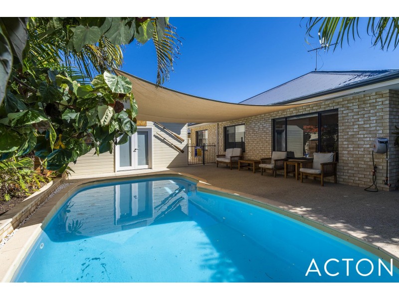 16 Dias Pass, Dudley Park WA 6210