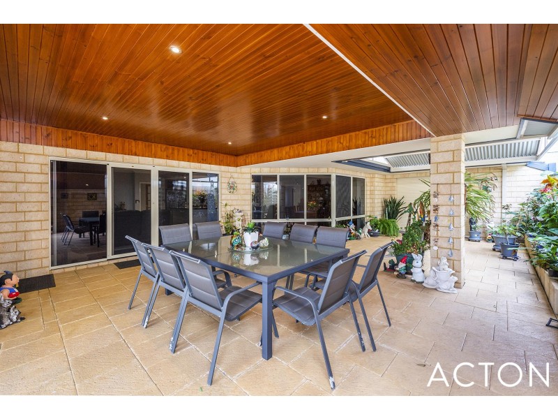 51 Lord Hobart Drive, Madora Bay WA 6210