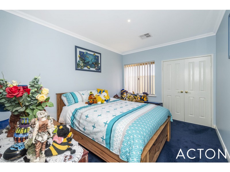 51 Lord Hobart Drive, Madora Bay WA 6210