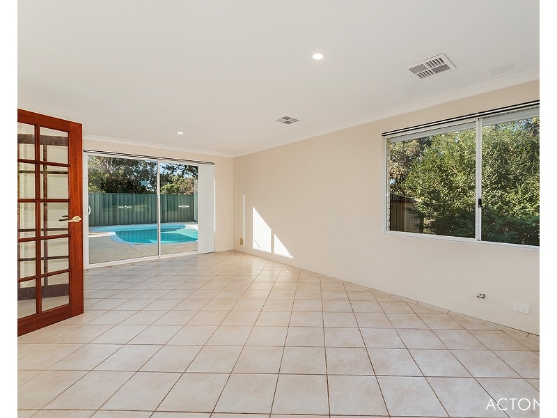 25 Hillview Close, Serpentine WA 6125