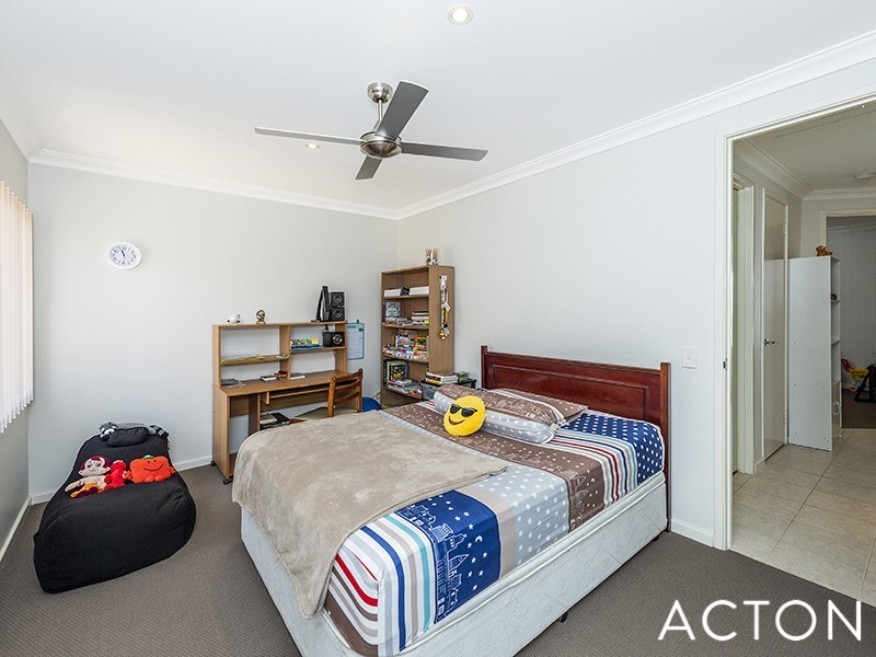 29/2 The Pass, Dawesville WA 6211