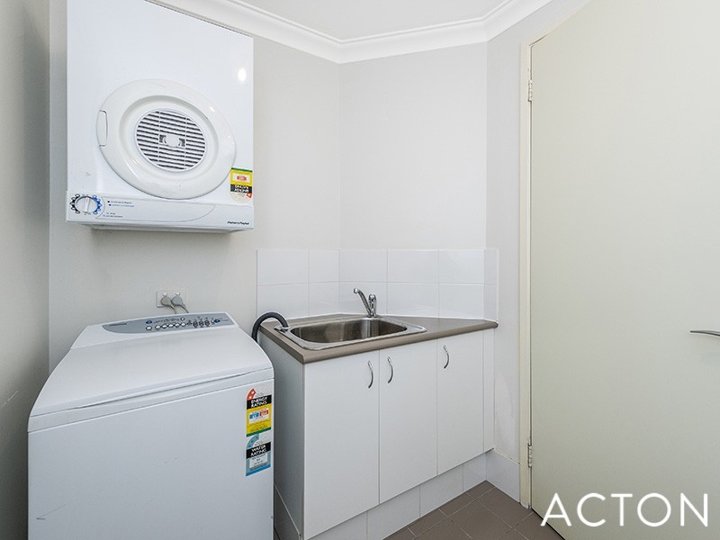 29/2 The Pass, Dawesville WA 6211