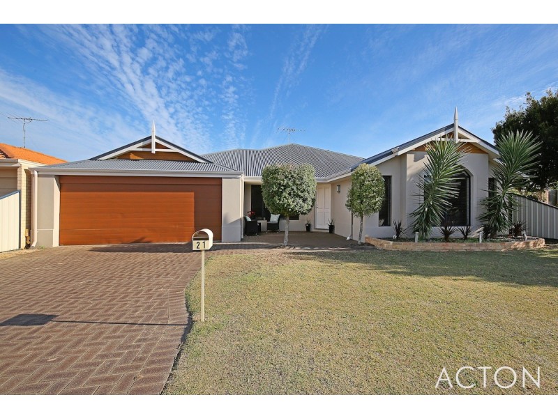 21 Finchley Avenue, Meadow Springs WA 6210