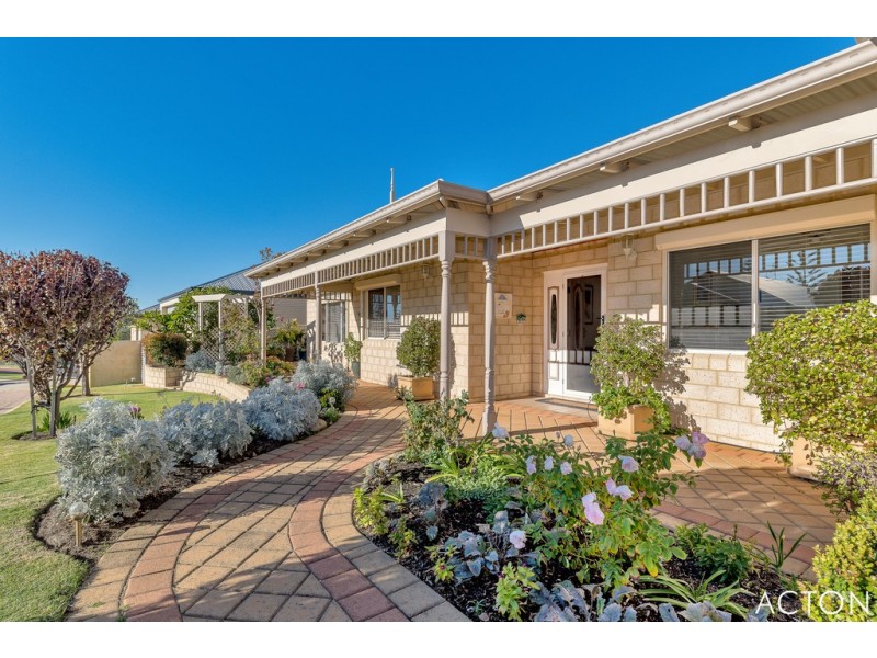 4 Tattler Lane, Wannanup WA 6210