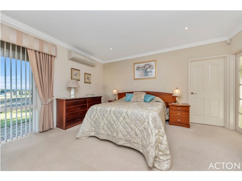 4 Tattler Lane, Wannanup WA 6210