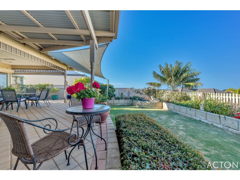 4 Tattler Lane, Wannanup WA 6210