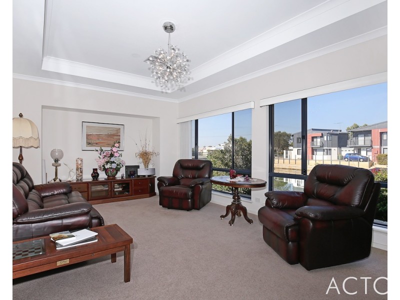 5 Batavia Quays, South Yunderup WA 6208