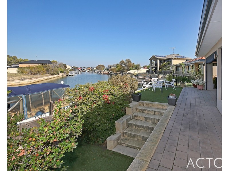 5 Batavia Quays, South Yunderup WA 6208