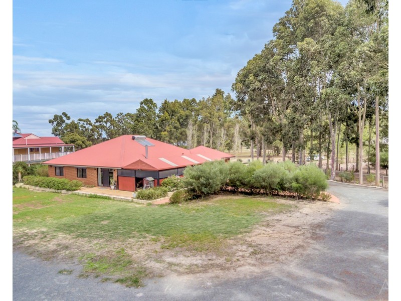 32 Mardja Loop, Mardella WA 6125