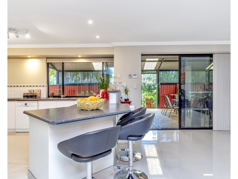 32 Mardja Loop, Mardella WA 6125