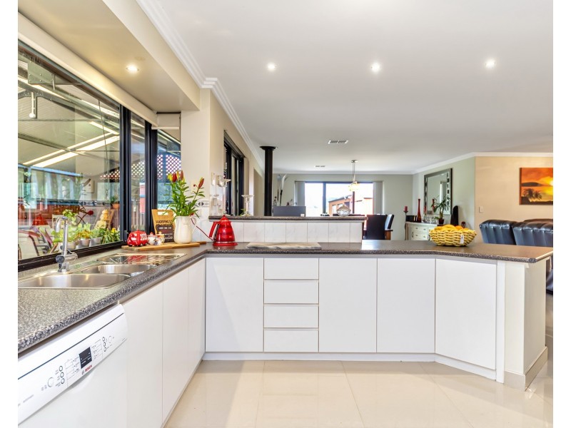 32 Mardja Loop, Mardella WA 6125