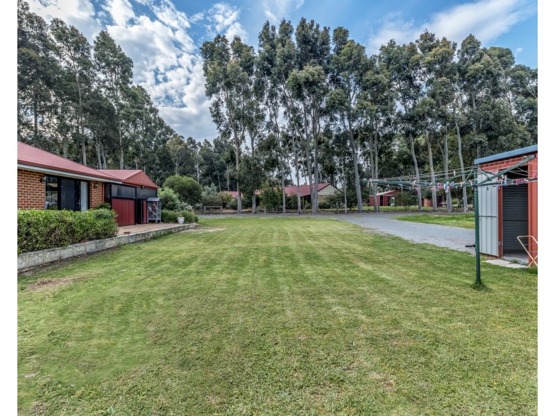 32 Mardja Loop, Mardella WA 6125