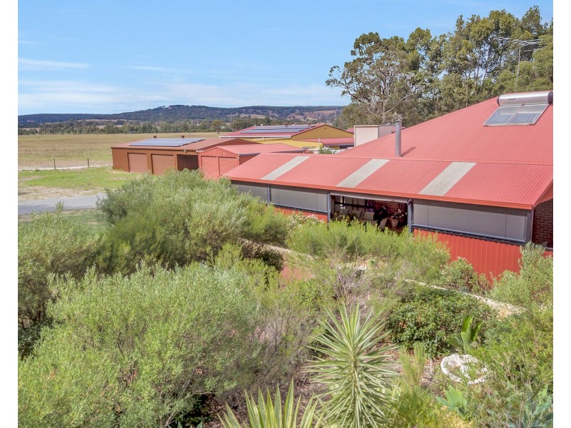 32 Mardja Loop, Mardella WA 6125