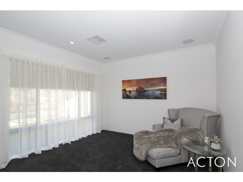 88 Murray River Drive, South Yunderup WA 6208