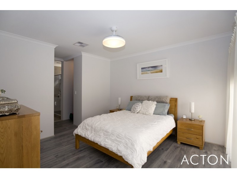 88 Murray River Drive, South Yunderup WA 6208